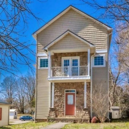 Skinny Big House In Jefferson City Ngoại thất bức ảnh
